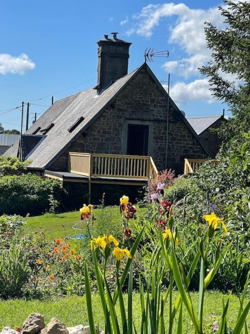 Le Petit Fleur - The Little Flower, Cosy Cottage Saint-Michel-de-Montjoie Extérieur photo